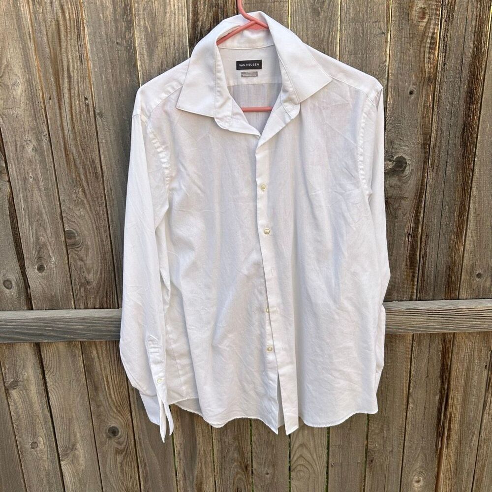 Van Heusen men’s button down shirt long sleeve size large